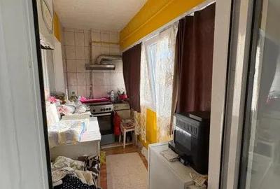 Apartament cu 2 camere decomandat în Central - 2