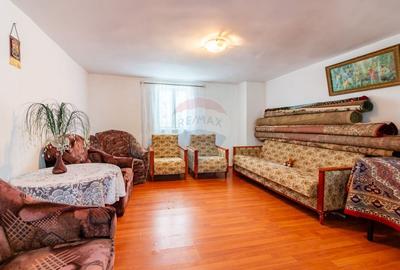 Casă cu 5 camere cu Teren 1842 Mp în Picior de Munte - 22