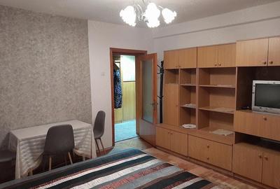Apartament cu 3 camere decomandat în Central - 8