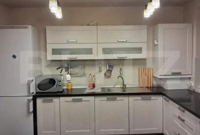 Casa spa?ioasa de inchiriat, 250 mp utili, vedere spre padure Cartier Green Park - 3