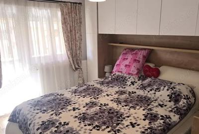 Apartament cu 2 camere decomandat în 22 Decembrie - 7