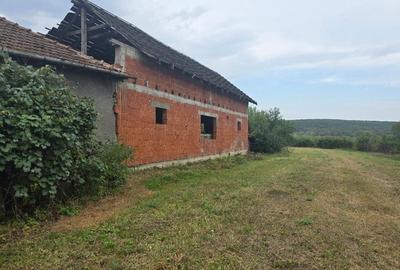 Casa loc SUMUGIU , sc 200 mp , parte veche si noua, ter 2670, sosea - 7