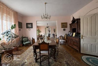 Casă cu 12 camere cu Canalizare în P-ța Maria - 4