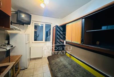 Garsonieră semidecomandată, mobilată în Bujac - 2