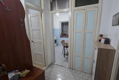 Garsonieră decomandată în Central - 8