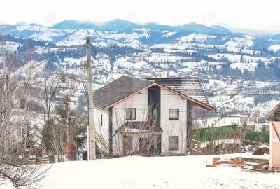 Casă cu Teren 600 Mp în Bran - 4