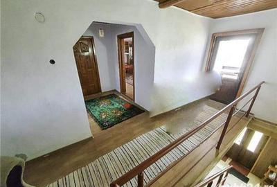 Casă cu 5 camere cu Teren 342 Mp în Costești - 9