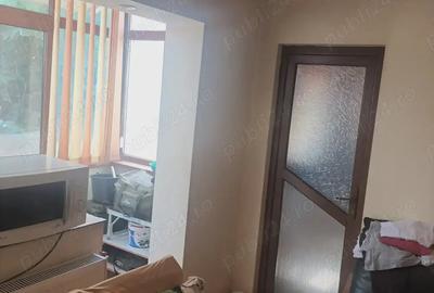 Apartament de vanzare - 3