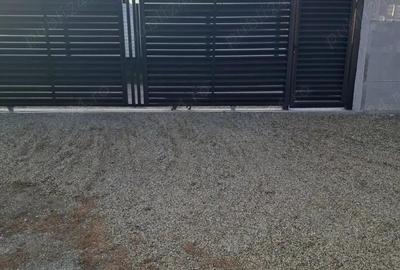 Casa de vanzare , Calinesti - 1