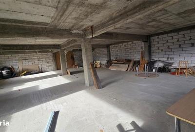 Spațiu comercial, de 1,150 mp, în Central - 15