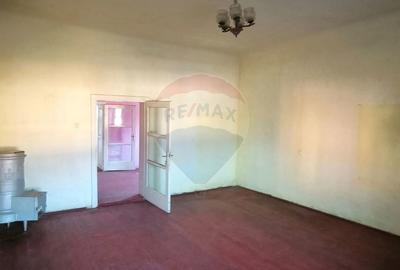 Casă cu 4 camere cu Teren 317 Mp în Dumbrăveni - 8