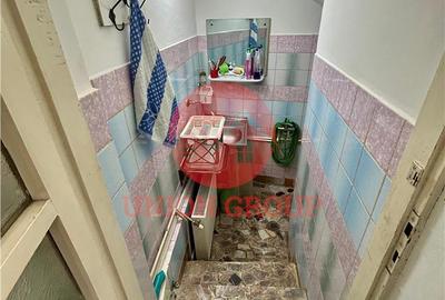 Casă cu 4 camere cu Canalizare în Brătianu