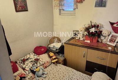 Casă cu 3 camere cu Teren 440 Mp în Central - 1