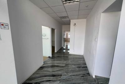 Spațiu comercial, în Roman - 6