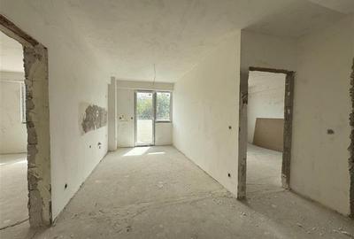 Apartament cu 3 camere decomandat în Hlincea - 8