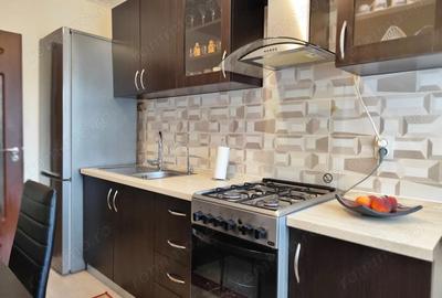 Apartament cu 4 camere decomandat în Calea Aradului - 2