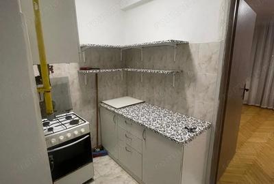 Garsonieră decomandată în Complex Studențesc - 2