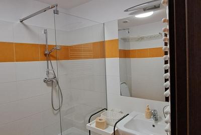 APARTAMENT 3 CAMERE LUX - LOC PARCARE - COMISION 0 - 22