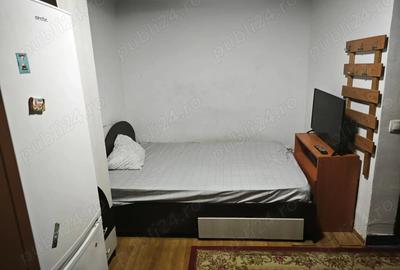 Inchiriez Garsoniera la casa - 2