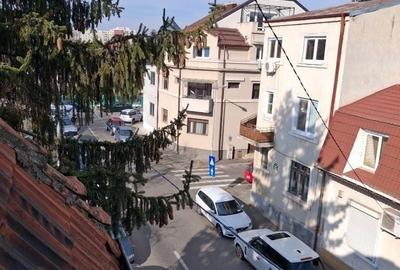 Apartament în 1 Mai