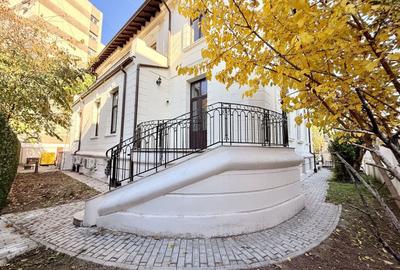 Casă cu 15 camere cu Canalizare în Grădina Icoanei - 1