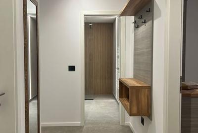 Apartament cu 2 camere, mobilat în Central