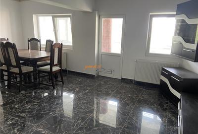 Apartament 4 camere de inchiriat, renovat complet si mobilat