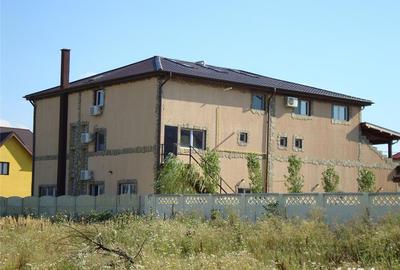 Casă cu 11 camere cu Teren 633 Mp în Clinceni - 1
