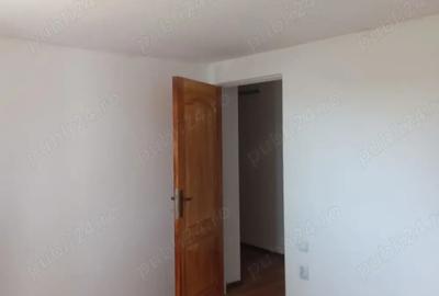 Casă cu 3 camere cu Teren 500 Mp în Predeal - 1