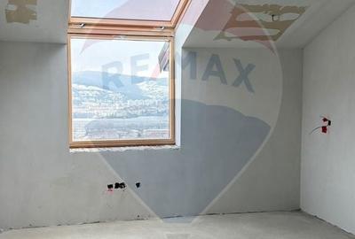 Casă cu 6 camere cu Teren 822 Mp în Central - 11