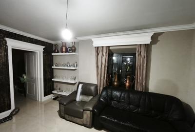 Casa cu 8 camere, 750 mp teren , Radauti - 33