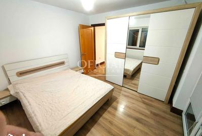 Apartament cu 3 camere semidecomandat, mobilat în Florești - 1
