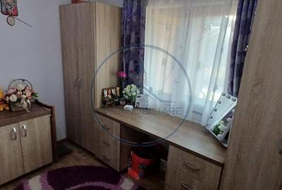 Casă cu 4 camere în Unirea - 2