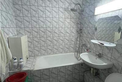 Apartament cu 2 camere decomandat în Decebal - 8
