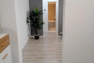 Apartament cu 3 camere semidecomandat în Micro 16 - 8