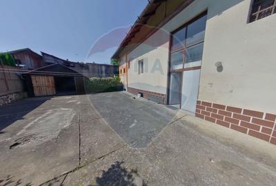 Casă individuală cu 3 camere cu Canalizare în Ultracentral - 4