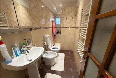 Garsoniera confort 1 , parter, 40mp, mobilata si utilata , B - 5