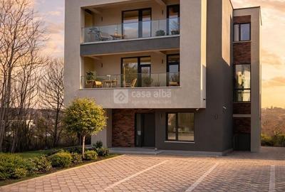 Duplex cu 5 camere cu Canalizare în Copou - 1