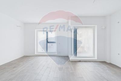 Apartament cu 2 camere decomandat în Obor