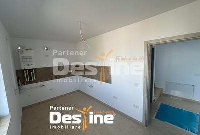 Duplex cu 4 camere cu Canalizare în Valea Lupului - 6