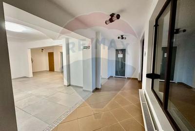 Spațiu comercial, de 100 mp, în Nord - 2