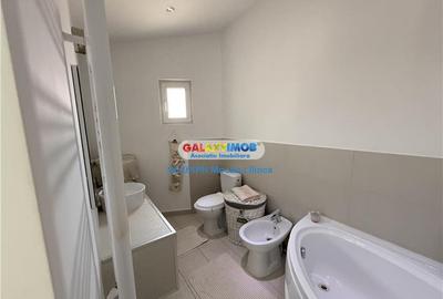 Casă cu 3 camere cu Teren 150 Mp în 8 Martie - 12