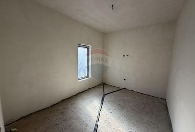 Casă cu 4 camere cu Teren 470 Mp în Câmpineanca - 15