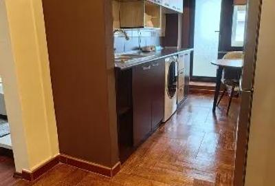 Apartament cu 2 camere decomandat în Micro 9 - 9