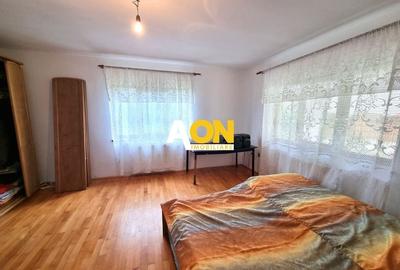 De vanzare casa 6 camere, S+P+M, 900mp teren, Cetate - 7