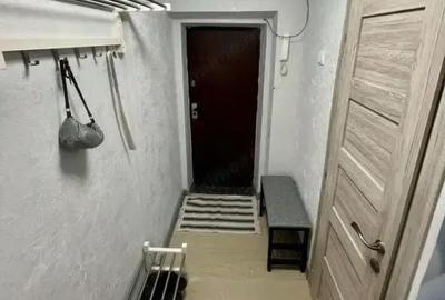 Garsonieră decomandată în Apărătorii Patriei - 2