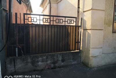 Casă cu 4 camere în Caracal - 10