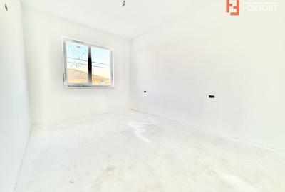 Duplex cu 4 camere cu Canalizare în Moșnița Veche - 15