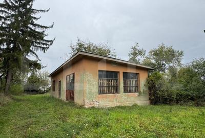 Teren de 7362 mp, în Central - 2