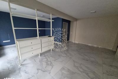 Spațiu comercial, de 36 mp, în Central